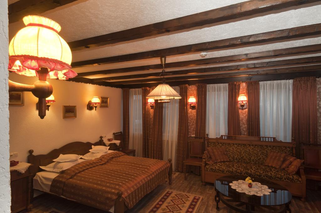 La Marele Moft Slănic Room photo