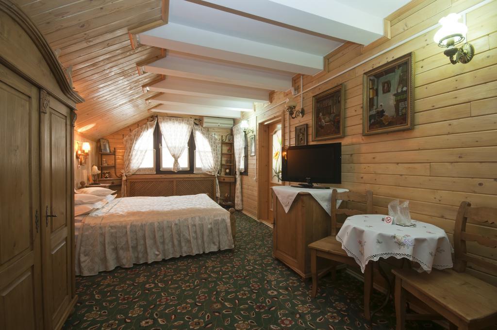 La Marele Moft Slănic Room photo