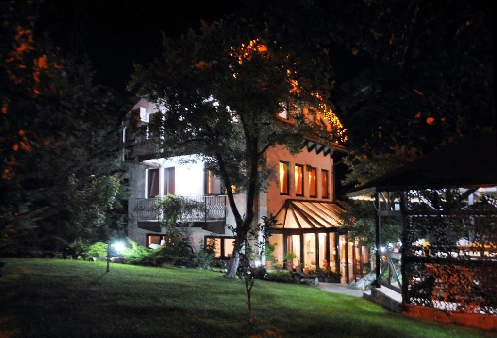 La Marele Moft Slănic Exterior photo